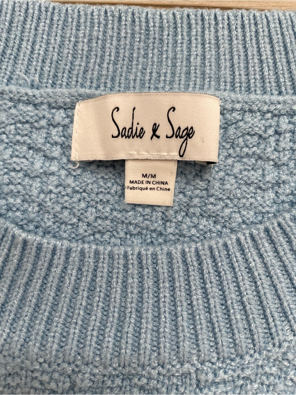 Women’s Sadie & Sage Light Blue Knit Tank with Red Strawberry Appliqués size med - Picture 2 of 5